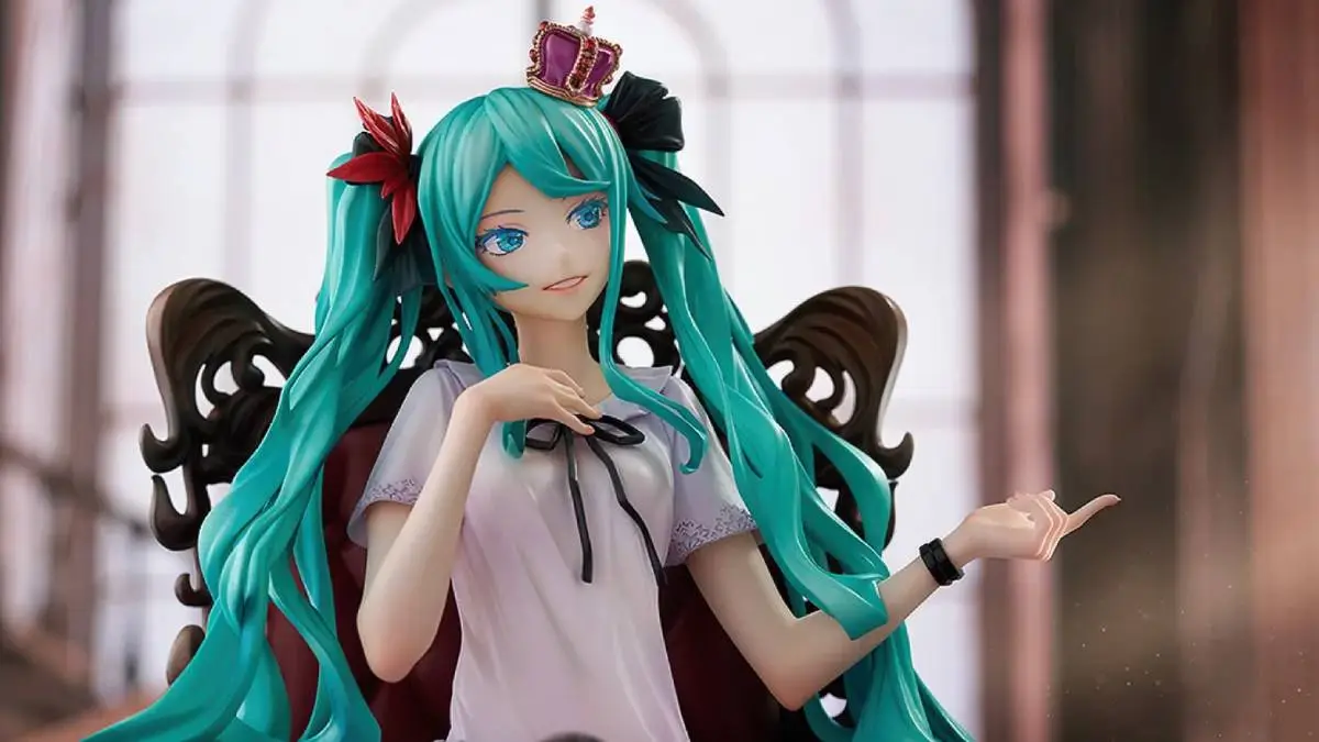 New Hatsune Miku World is Mine Figure Wears a Crown